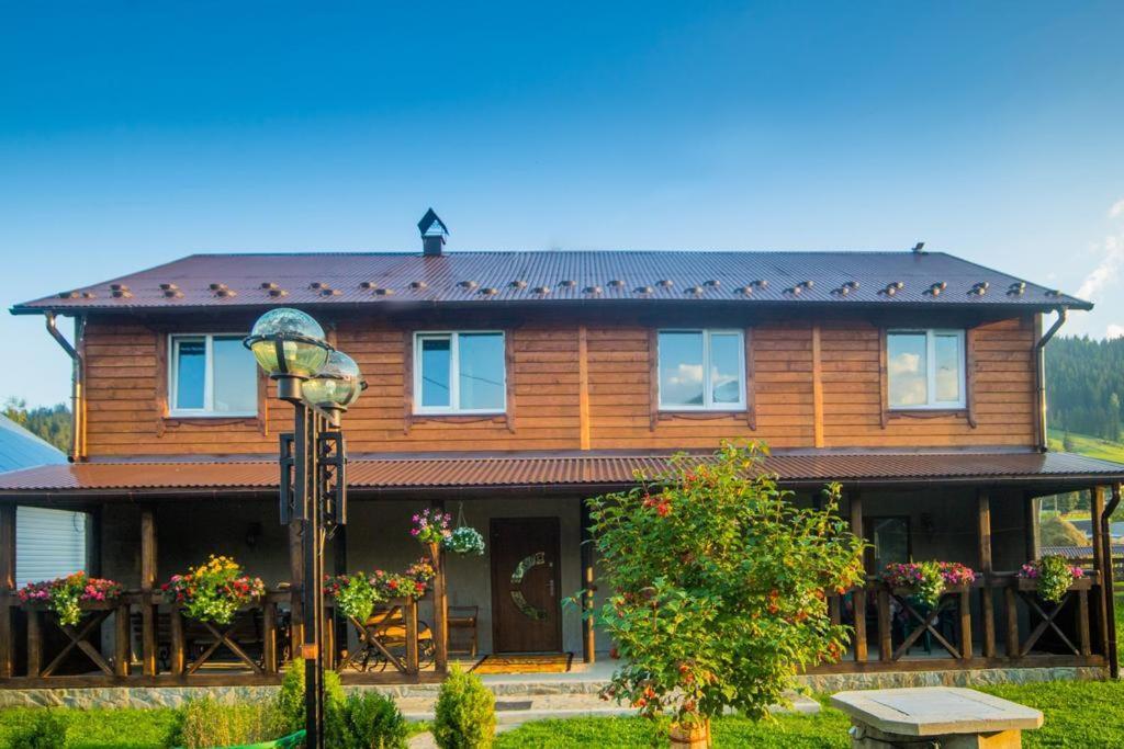 Krokus House Verkhovijna Eksteriør bilde